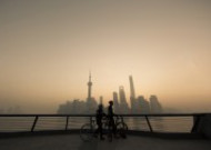 上海魔都的日出风景图片