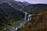 云南九龙瀑布风景图片