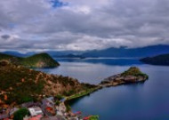 云南泸沽湖风景图片