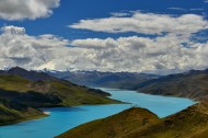 西藏羊卓雍错风景图片大全