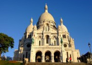建筑风格独特的法国圣心大教堂图片