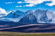 西藏希夏邦马峰风景图片