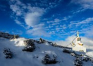 四川高尔寺山雪景图片