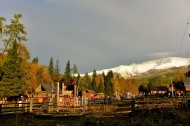 新疆白哈巴村风景图片
