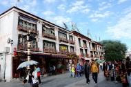 西藏拉萨八廓街人文风景图片