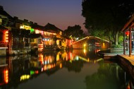 浙江西塘古镇夜色图片