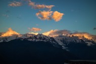 云南梅里雪山日出风景图片
