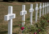 法国凡尔登纪念公墓风景图片