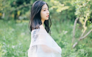 羞涩小美女图片 羞涩小美女图片大全