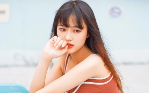 羞涩小美女图片 羞涩小美女图片大全