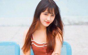 羞涩小美女图片 羞涩小美女图片大全