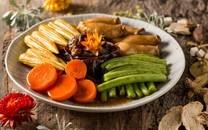 营养丰富的餐桌美食图片