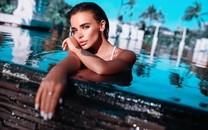 运动美女健身美照好身材遮不住