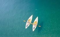 划船水上运动图片