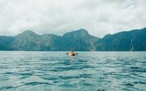 划船水上运动图片