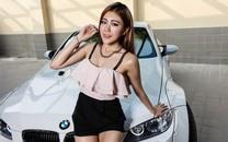 宝马M3美女模特宽屏图片