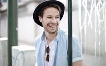 欧美大叔男模帅气图片