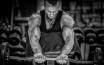 肌肉男帅气霸气图片