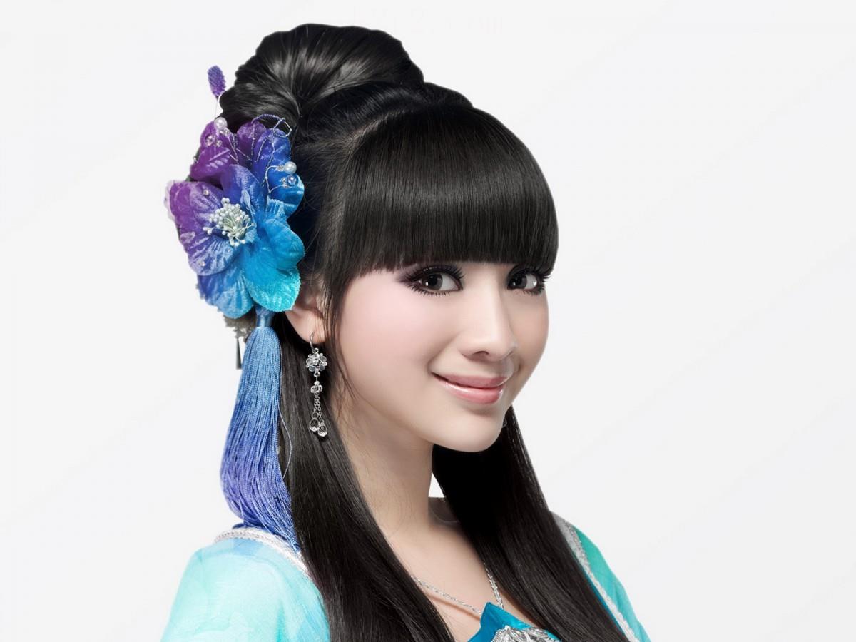 柳岩图片 女神柳岩图片分享