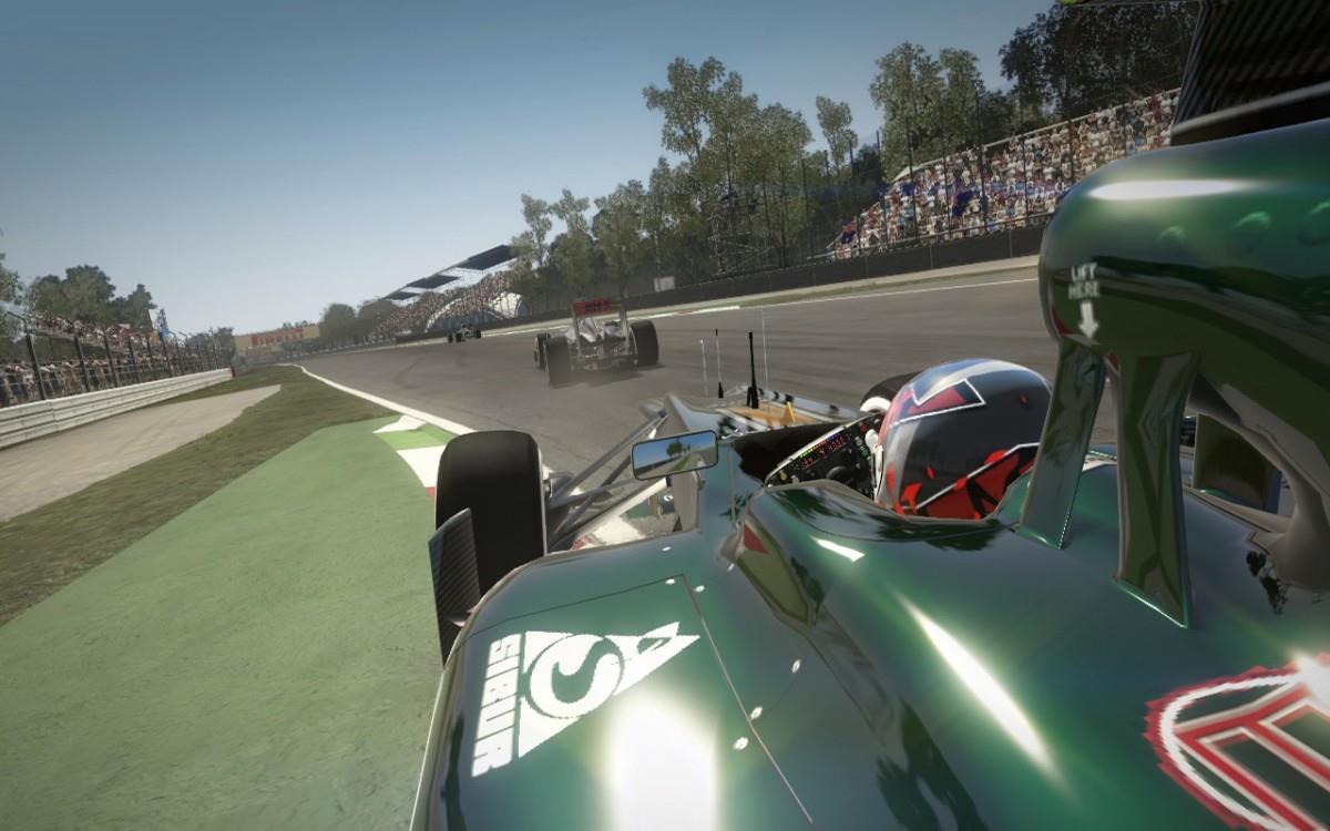 F1 2012赛车竞速游戏图片