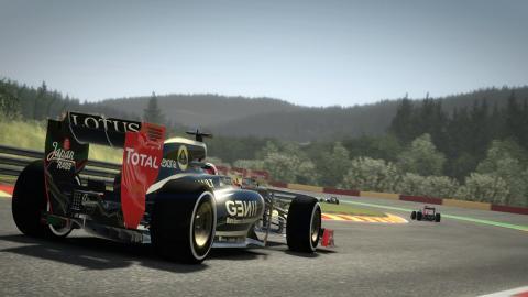 F1 2012赛车竞速游戏图片