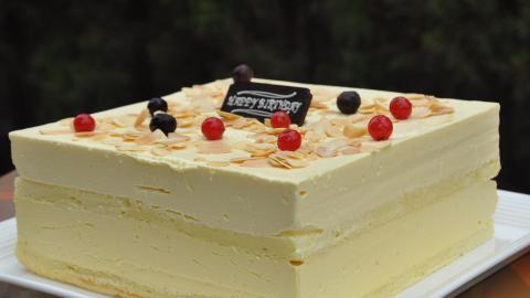 美味慕斯蛋糕图片