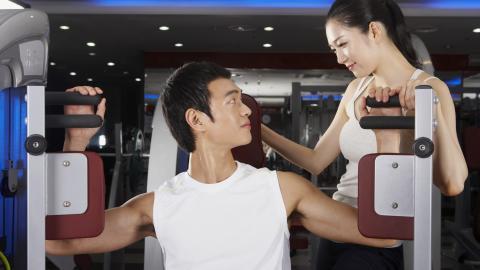 女性健身运动图片大全