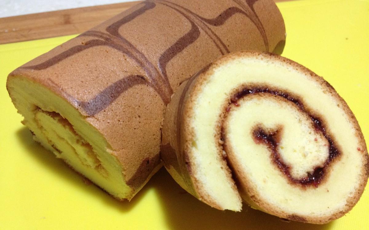 美味的瑞士卷糕点图片