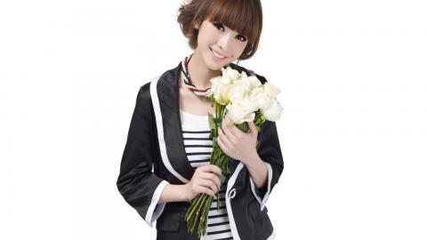 柳岩图片 女神柳岩图片分享