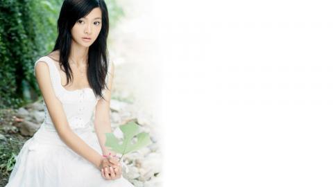 清纯美女何琢言图片