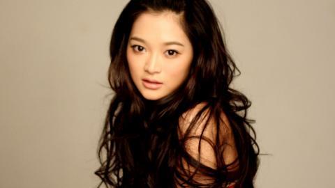 清纯美女何琢言图片