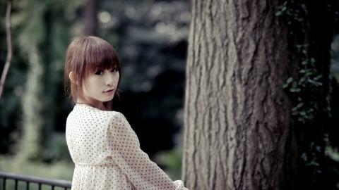 可爱的长发美女图片大全