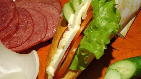 美味可口的三明治图片