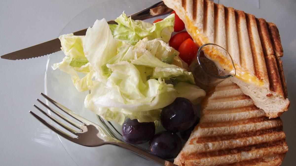 美味可口的三明治图片