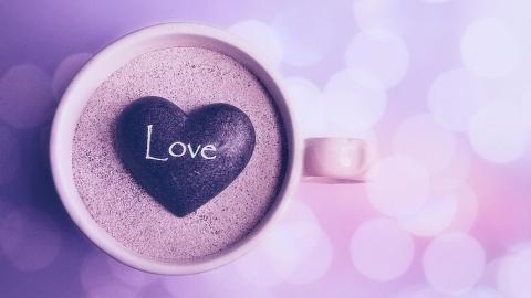 情侣心形图案咖啡图片大全