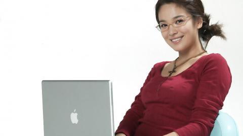 韩国美女明星宋慧乔图片