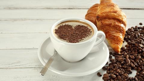 情侣心形图案咖啡图片大全