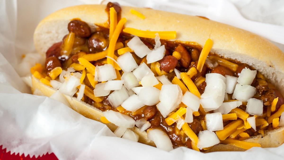 美味热狗面包图片