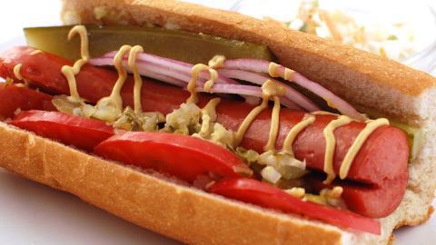 美味热狗面包图片