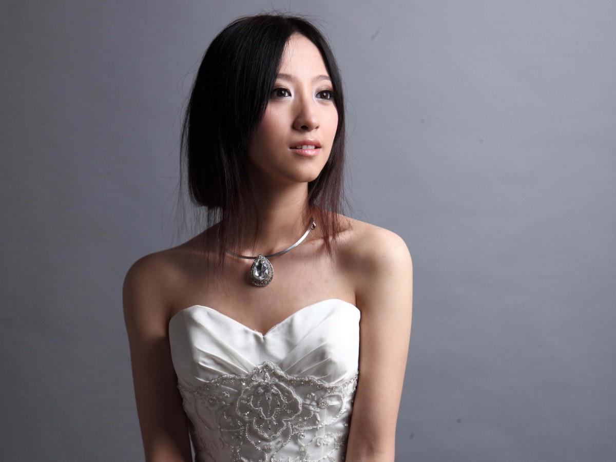 王若涵婚纱图片