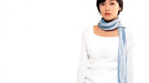 韩国女星河智苑图片