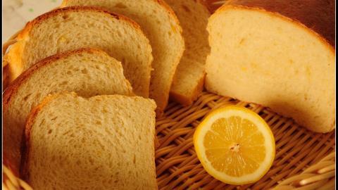吐司面包图片