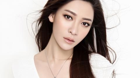 长发美女林冶图片大全