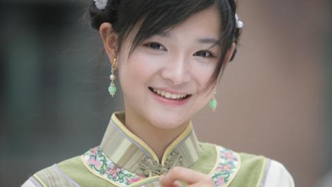 清纯美女何琢言图片