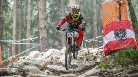 山地自行车赛图片大全