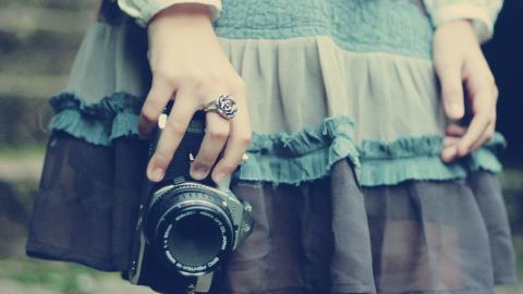 相机少女摄影图片