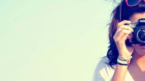 相机少女摄影图片