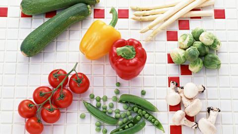 新鲜绿色健康蔬菜图片