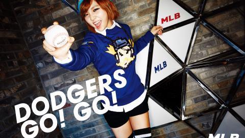 Miss A代言MLB休闲服图片