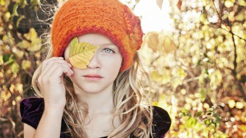 秋天的儿童图片